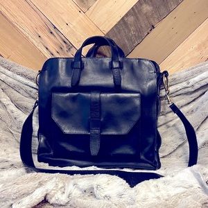 **SALE**🎉🎉Raven + Lily - Large Carry All